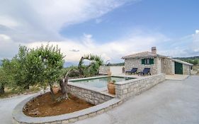 Holiday Home Bliss
